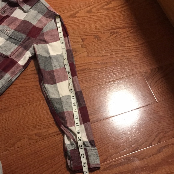 Hollister Checkered Shirt - Picture 7 of 9